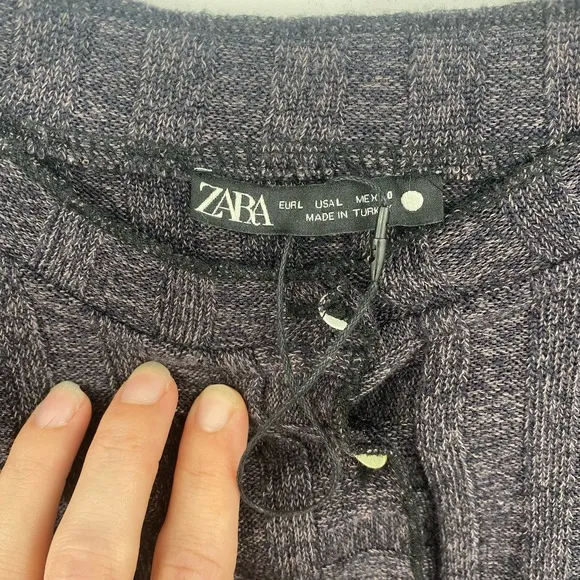 Zara Cropped Button Down Gray Sweater Size Large NWOT